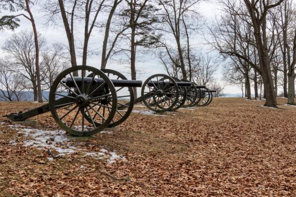 wp-content/uploads/2025/05/american-civil-war-cannons-in-winter-at-bolivar-heights-orig-2.jpg