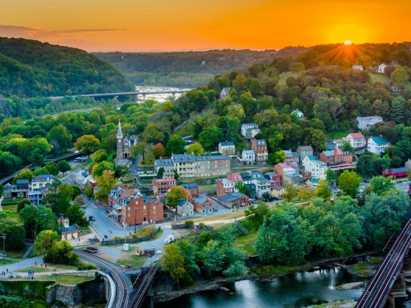 wp-content/uploads/2025/03/Harpers-Ferry.jpg
