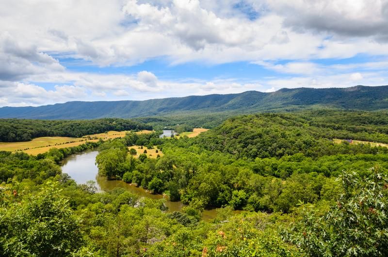 A First Timer’s Guide to Shenandoah River State Park Featured Image